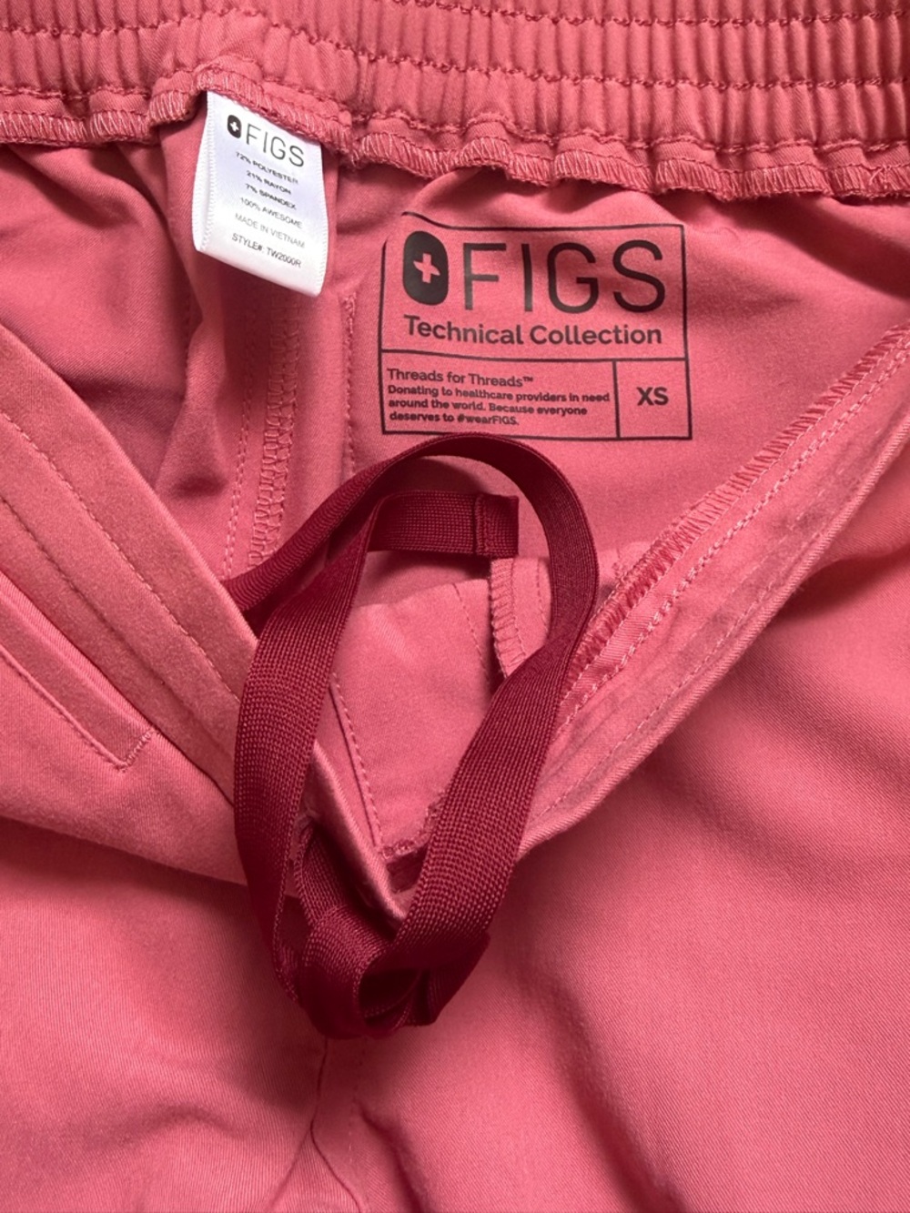 FIGS Women's Scrub Set: Dust Rose color - Picture 4 of 6